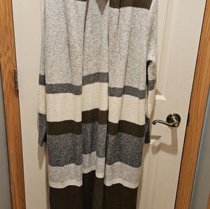 NWT Treasure & Bond Cardigan